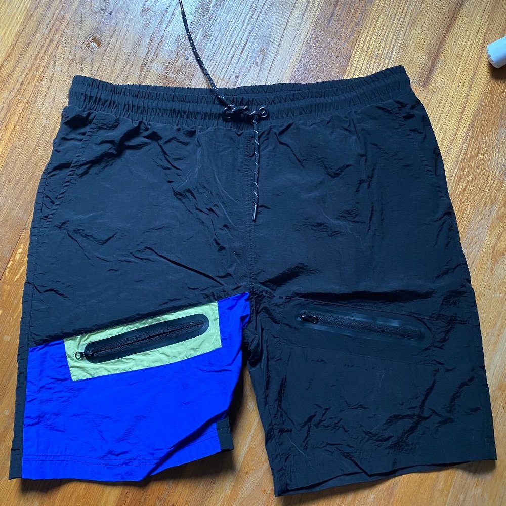 Killion Dual Front Pocket Nylon Shorts